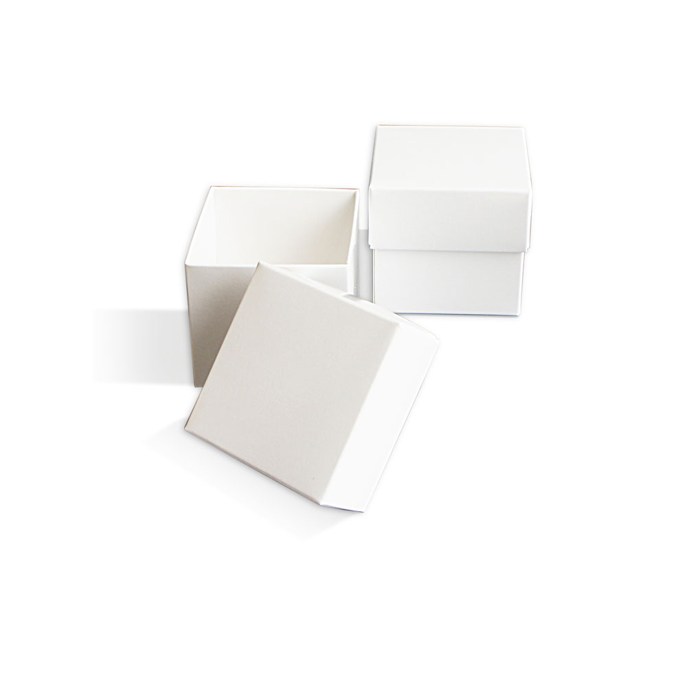 pudełko białe laminowane